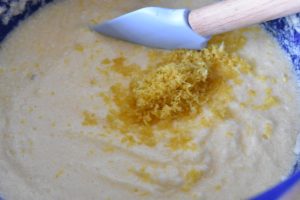 Påske citronsnitter - marcipankage med citron i bradepande