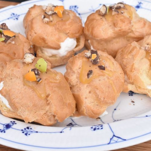 Påske vandbakkelser med citroncreme - nem opskrift