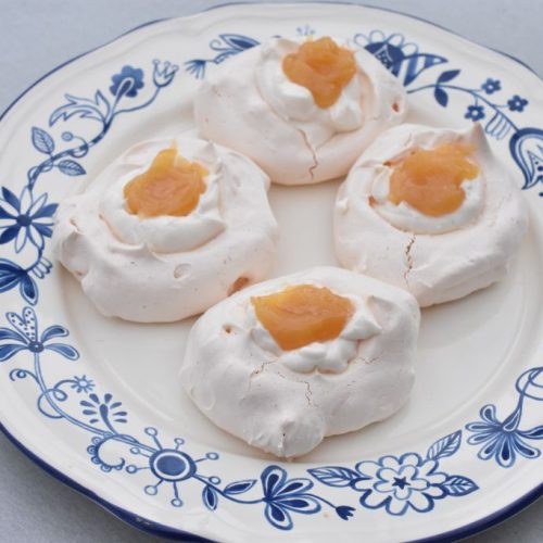 Påske fuglereder med lemon curd - marengs spejlæg