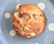 Rabarbermuffins med kardemomme - svampede muffins