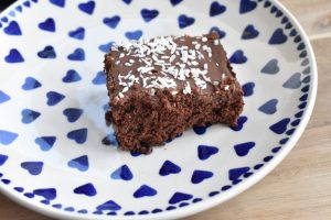 DSC_0055 • nogetiovnen.dk Chokoladekage med kokos - kakaokage i bradepande