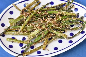 Asparges med sesam - nem opskrift 