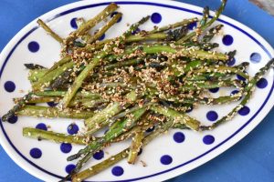 Asparges med sesam - nem opskrift 