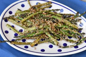 Asparges med sesam - nem opskrift 