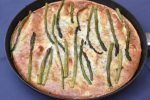 Frittata - med grønne asparges, rødløg og ost