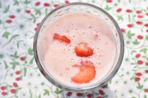 Jordbær banan smoothie - opskrift 