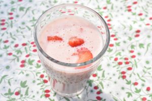 Jordbær banan smoothie - opskrift 