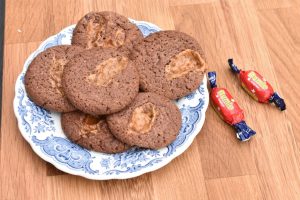 Dumle cookies med dumle karameller - opskrift