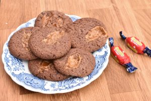 Dumle cookies med dumle karameller - opskrift