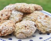 Hytteostboller - nemme proteinboller med hytteost