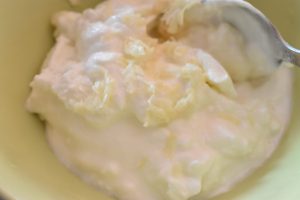 Tzatziki med skyr - sund og frisk - nem opskrift