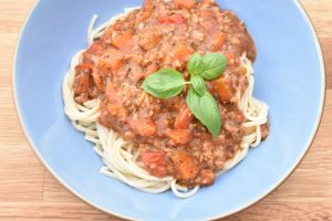 Kyllinge bolognese med hakket kylling - opskrift