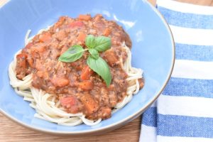 Kyllinge bolognese med hakket kylling - opskrift