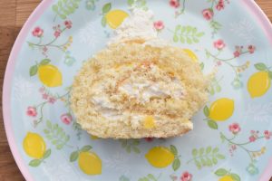 Citronroulade - luftig roulade med citroncreme