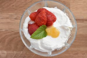 Lemon curd mousse - opskrift på lækker citron flødecreme