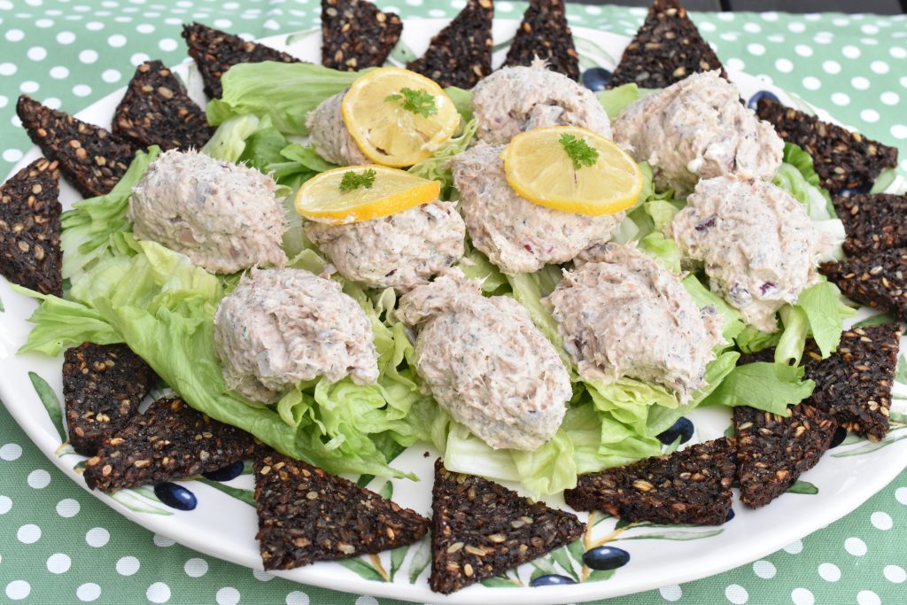 Tunmousse med smør - nem opskrift uden husblas