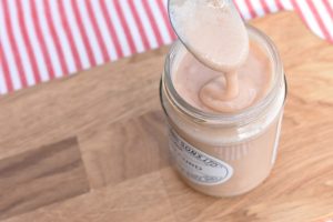 Rabarbercurd - nem opskrift på curd med rabarber 