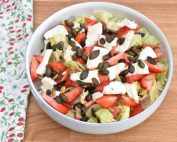 Jordbærsalat med mozzarella - nem salat med jordbær