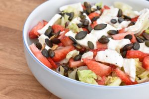 DSC_0032 • nogetiovnen.dk Jordbærsalat med mozzarella - nem salat med jordbær