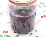 Syltede kirsebær - nem opskrift