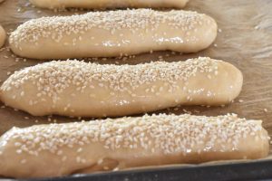 Pølsebrød - opskrift på bløde hotdogbrød