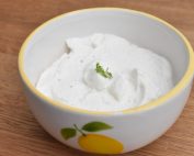 Fetacreme - rørt feta dressing - whipped feta