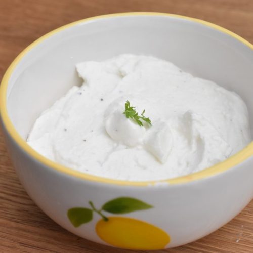 Fetacreme - rørt feta dressing - whipped feta