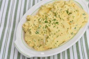 Æggesalat med hytteost - nem, sund og cremet