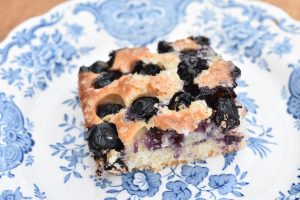 Blåbærkage - nem opskrift på lækker blåbær kage