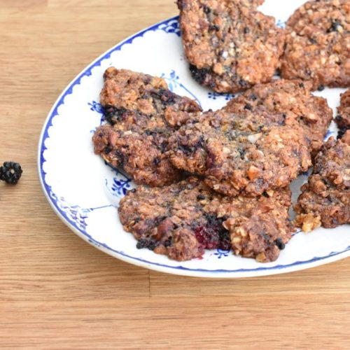 Cookies med brombær - sprøde brombærsmåkager