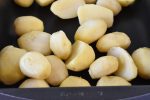 Tærte med kartoffelbund - løgtærte med knuste kartofler