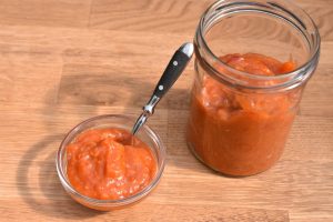 Hybenmarmelade - opskrift på marmelade med hyben og vanilje