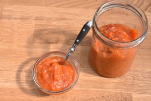 Hybenmarmelade - opskrift på marmelade med hyben og vanilje