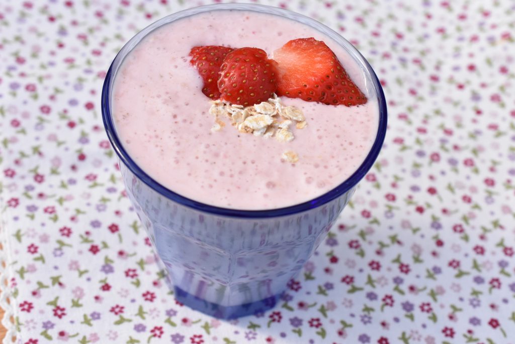 Morgenmads smoothie med havregryn - nem opskrift
