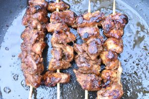 DSC_0060 • nogetiovnenstaging.com Kyllingespyd med nem marinade - opskrift