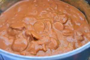 Svensk pølseret med ris - lækker ret med pølser