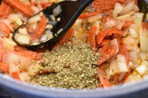 Pasta med pepperoni og soltørrede tomater - one pot pasta