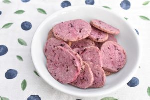 Brombær specier - fine småkager med friske bær