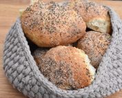 Rundstykker - nem opskrift på morgenbrød
