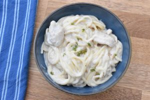 DSC_0087 • nogetiovnen.dk Pasta Alfredo med kylling - opskrift på nem pastaret