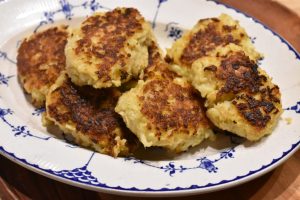 Blomkålsfrikadeller - opskrift på lækre vegetardeller