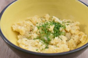 Røræg med hytteost opskrift – cremede scrambled eggs