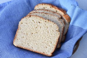Toastbrød - opskrift på hjemmelavet sandwichbrød