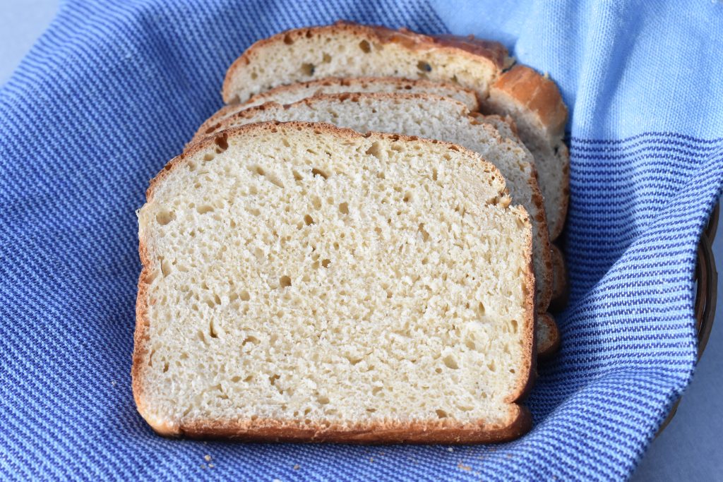 Toastbrød - opskrift på hjemmelavet sandwichbrød