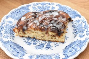 DSC_0867 • nogetiovnen.dk Kanelsnegle focaccia - opskrift på brunsviger med kanel