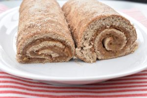 DSC_1373 • nogetiovnen.dk Kanelroulade - opskrift på nem roulade med kanel