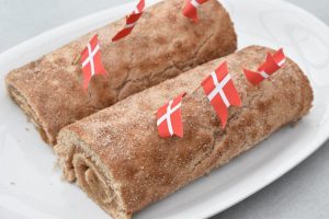 DSC_1378 • nogetiovnen.dk Kanelroulade - opskrift på nem roulade med kanel