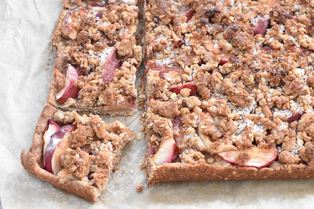 Æblesnitter med havregryn - lækre og sprøde - opskrift