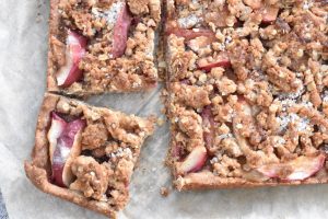 Æblesnitter med havregryn - lækre og sprøde - opskrift