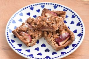 Æblesnitter med havregryn - lækre og sprøde - opskrift